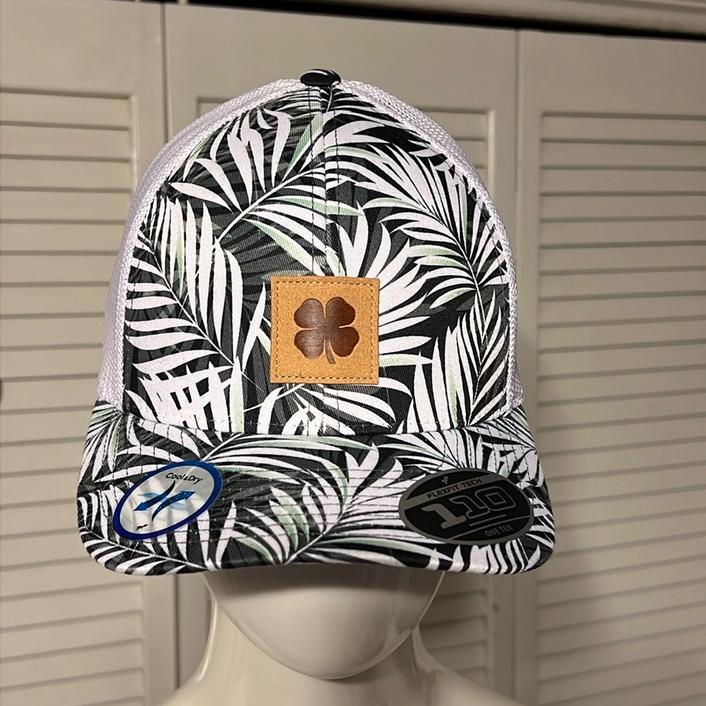 Black Clover Berkeley Tropical white mesh Size Adjustable SnapBack